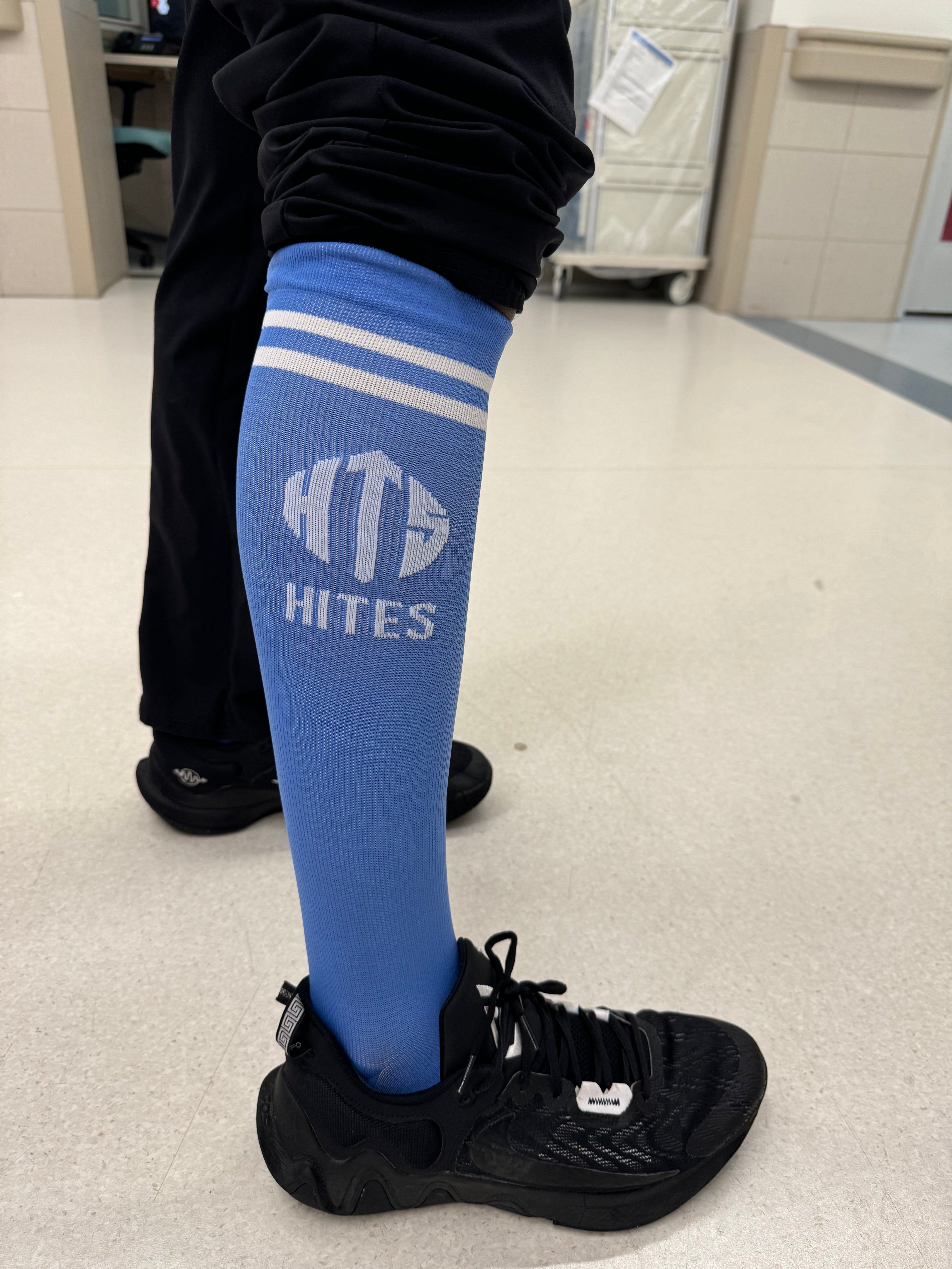 Blue Knee Hites Men’s